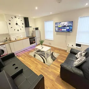 Apartment Ak Serviced - Exclusive Two-bedroom, Cardiff